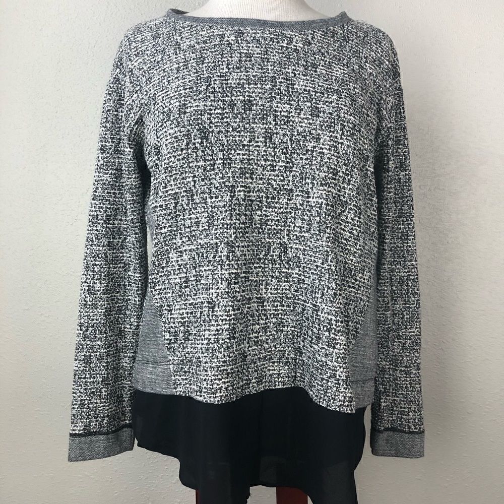 Two by Vince Camuto Long Sleeve Top Size Small